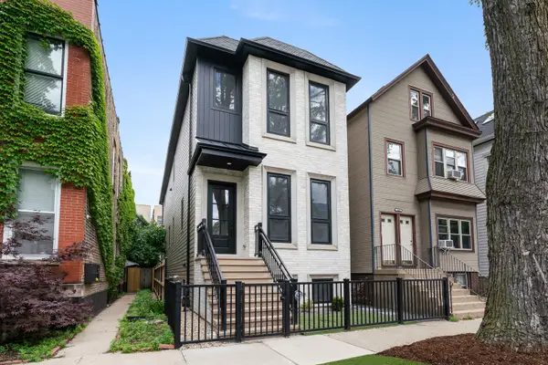1442 W Fletcher Street, Chicago, IL 60657