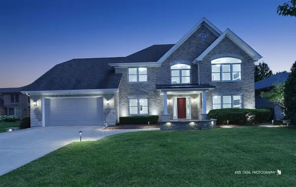2935 Oxford Court, Aurora, IL 60502