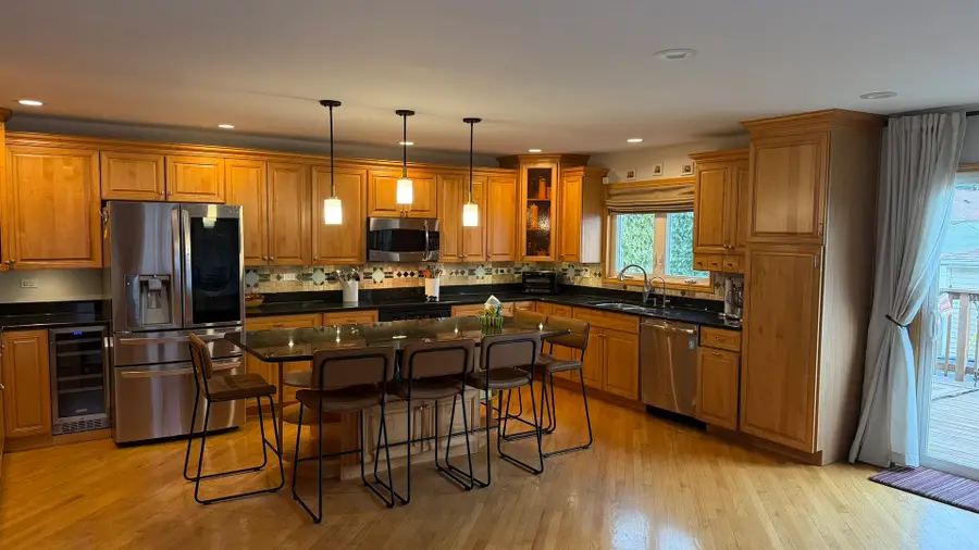 7533 W Carmen Avenue, Harwood Heights, IL 60706 - #3
