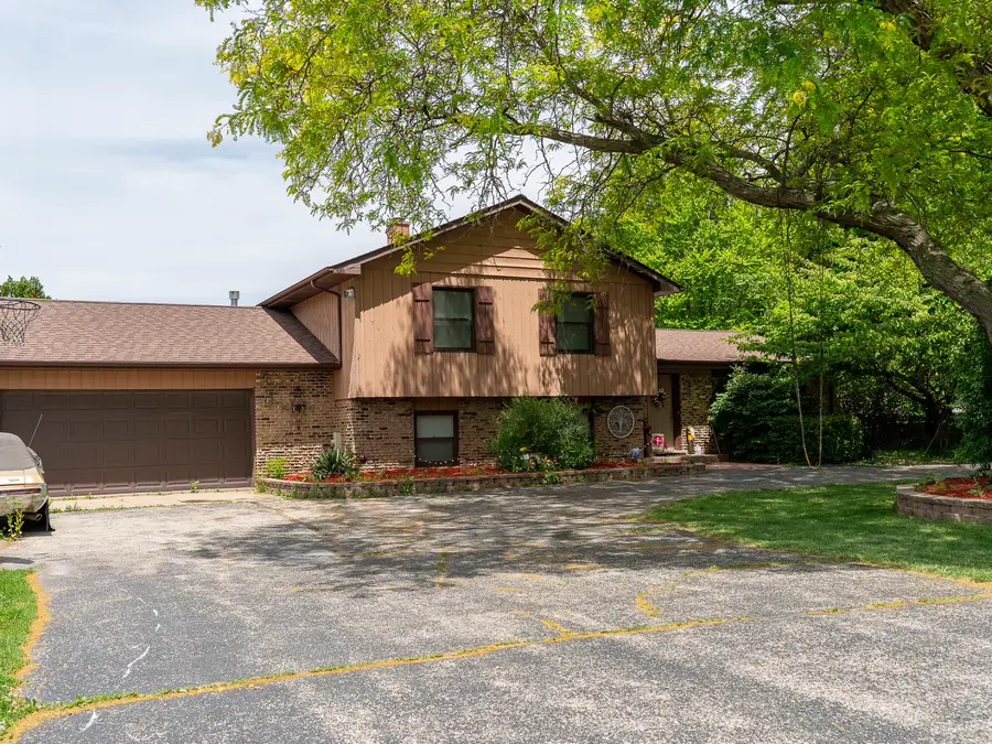 2904 Scott Avenue, McHenry, IL 60050 - #2