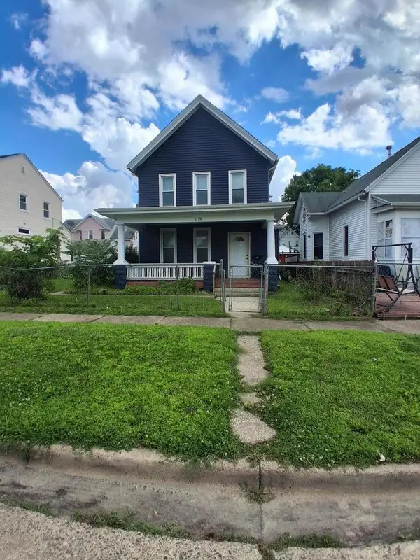 2736 5 1/2 Avenue, Rock Island, IL 61201
