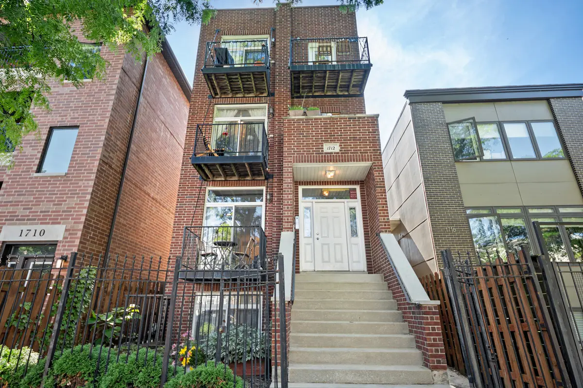 1712 N Albany Avenue #1, Chicago, IL 60647 - #1