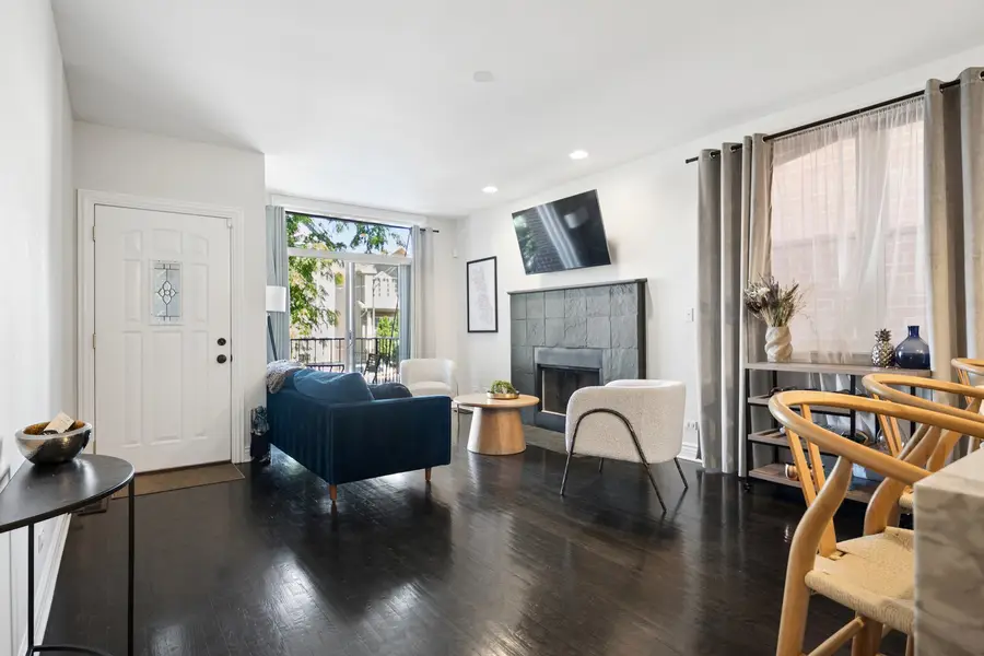 1712 N Albany Avenue #1, Chicago, IL 60647 - #3