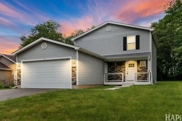 16 Elm Avenue, Fox Lake, IL 60020