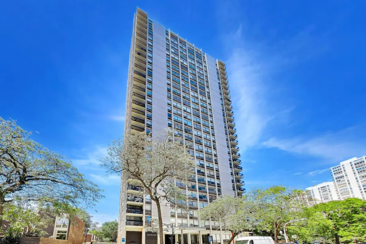 1355 N Sandburg Terrace #2904, Chicago, IL 60610 - #1