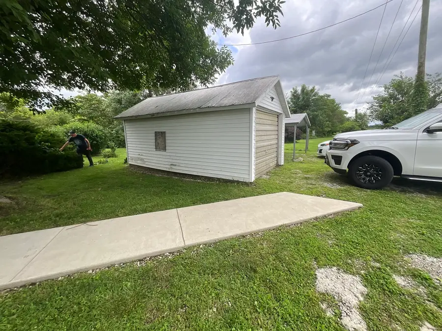 990 N 1875 Street, Saint Peter, IL 62880 - #2