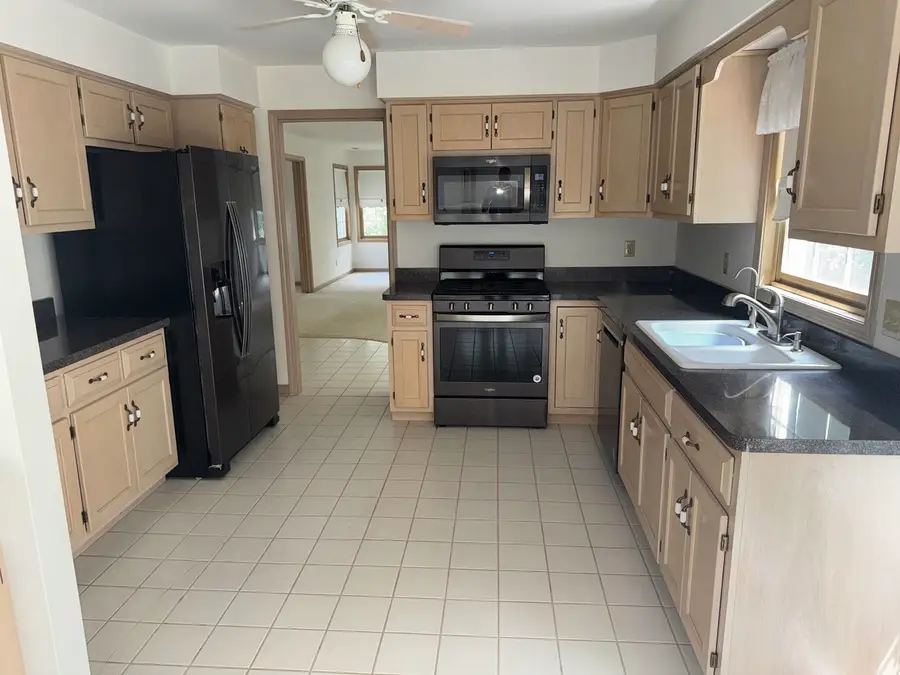 572 Bradbury Lane #527, Geneva, IL 60134 - #3