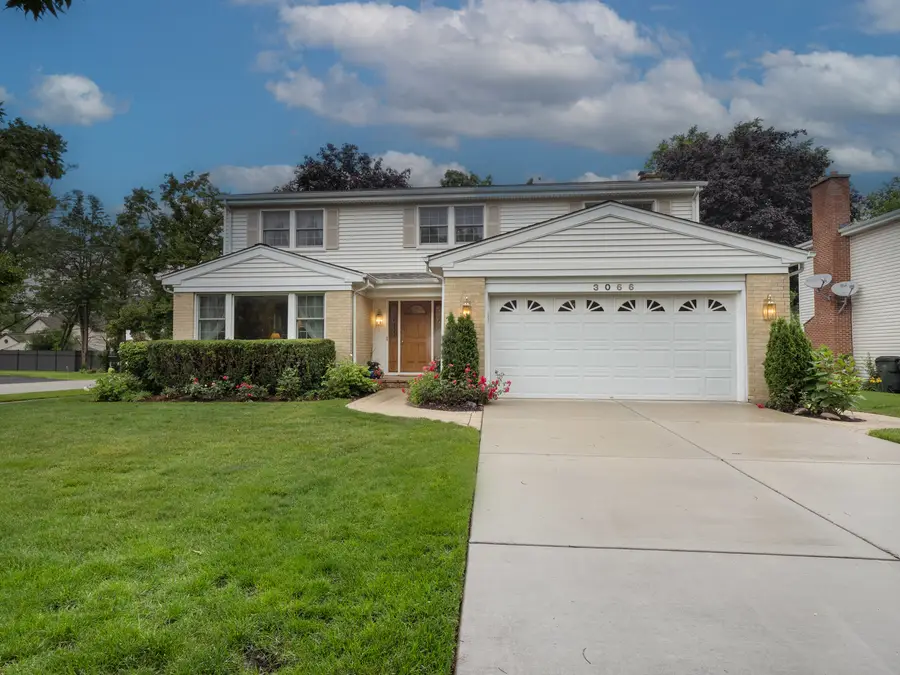 3066 Knollwood Lane, Glenview, IL 60025 - #2