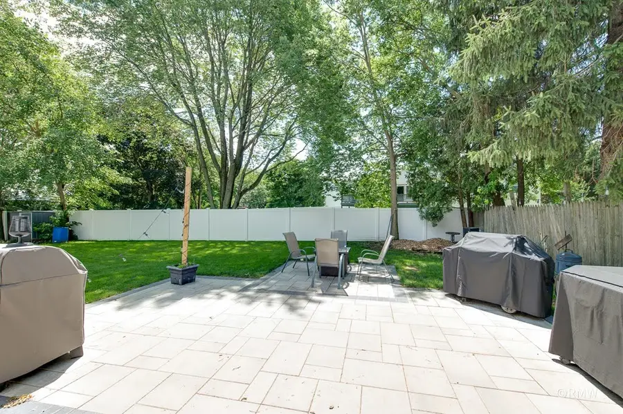 1581 Madison Avenue, Saint Charles, IL 60174 - #2