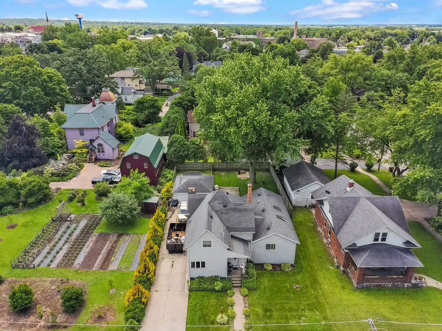 404 W Burbank Street, Harvard, IL 60033 - #3