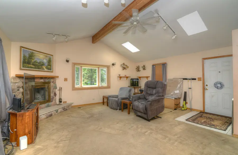 1810 Howe Lane, Hanover Park, IL 60133 - #2