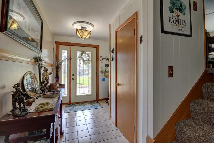 804 N 11th Street, Clinton, IA 52732 - #2