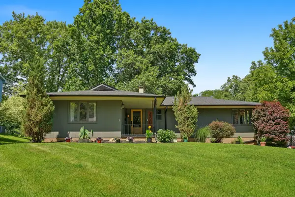 2606 Fairhaven Road, Davenport, IA 52803