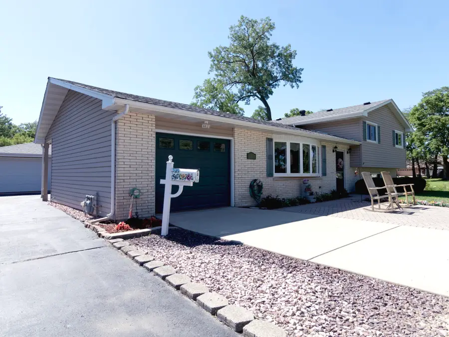 1516 N Kankakee Street, Wilmington, IL 60481 - #2
