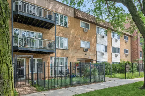 1514 W Pratt Boulevard #3B, Chicago, IL 60626