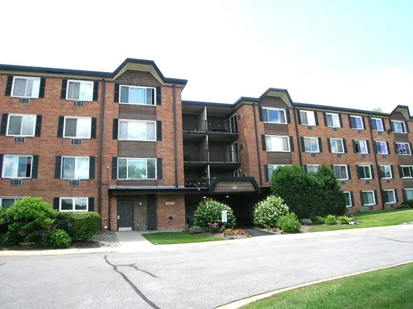 1216 S New Wilke Road #406, Arlington Heights, IL 60005