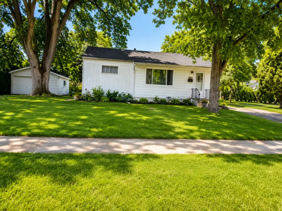 2127 Indian Road, Waukegan, IL 60087 - #3