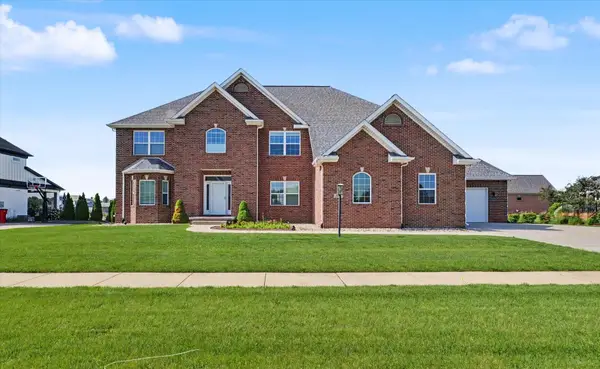 609 Carrera Drive, Savoy, IL 61874