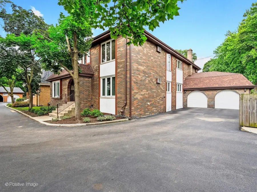 516 S La Grange Road, La Grange, IL 60525 - #2
