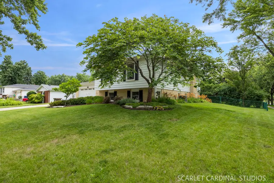 1881 Cambridge Lane, Wheaton, IL 60189 - #3