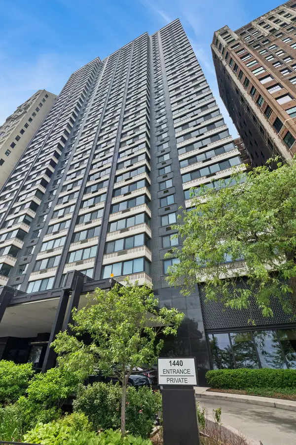 1440 N Lake Shore Drive #23A, Chicago, IL 60610