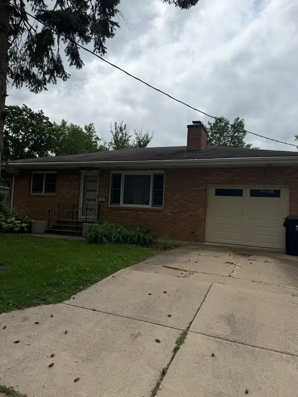 1107 West Avenue, Normal, IL 61761