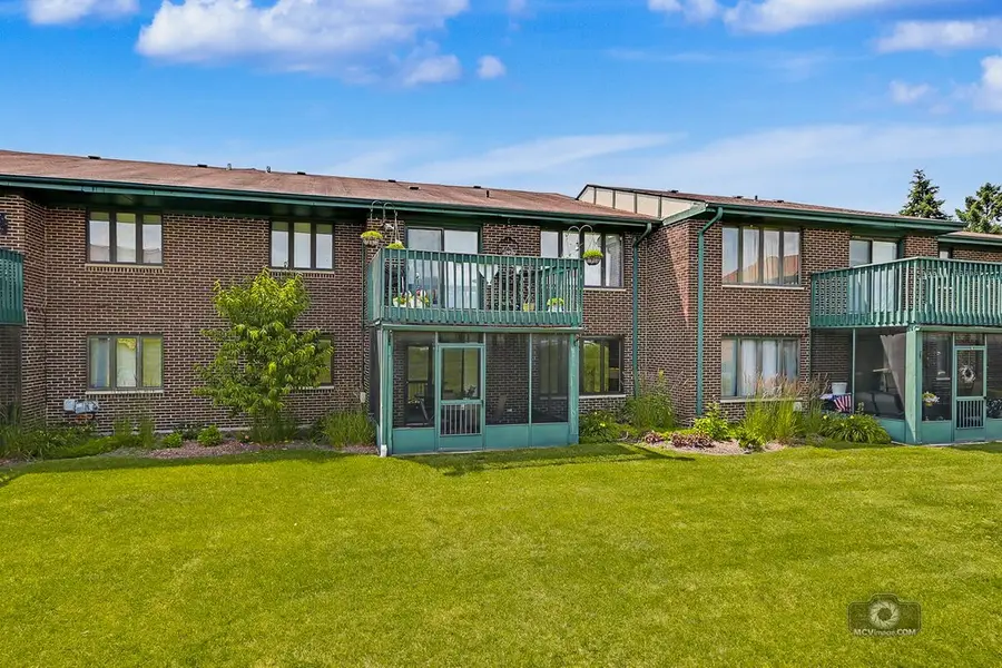 11657 S Matterhorn Circle #102, Palos Park, IL 60464 - #3