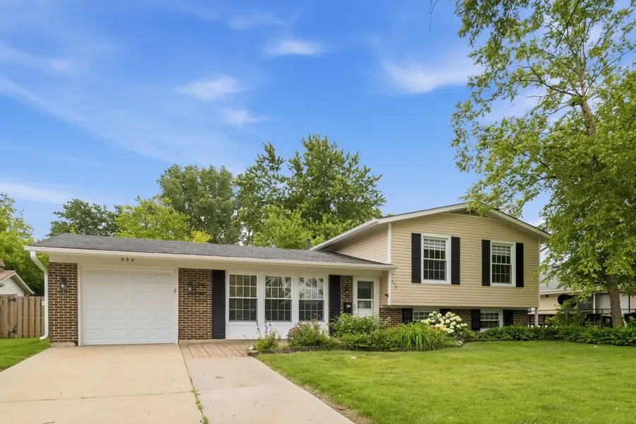 890 Yorkshire Drive, Hanover Park, IL 60133 - #2