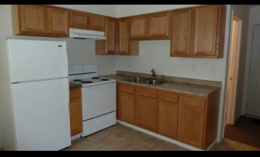 304 Wilshire Drive, Sandwich, IL 60548 - #2