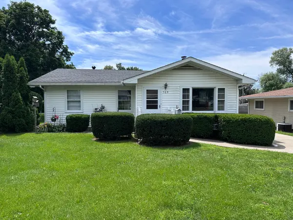 509 Highview Drive, Clinton, IA 52732