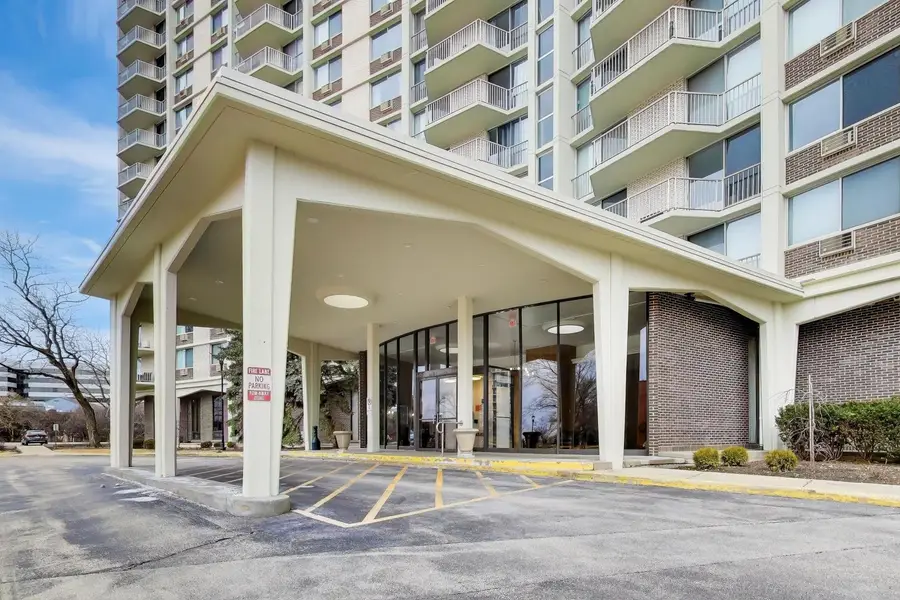 40 N Tower Road #4F, Oak Brook, IL 60523 - #2