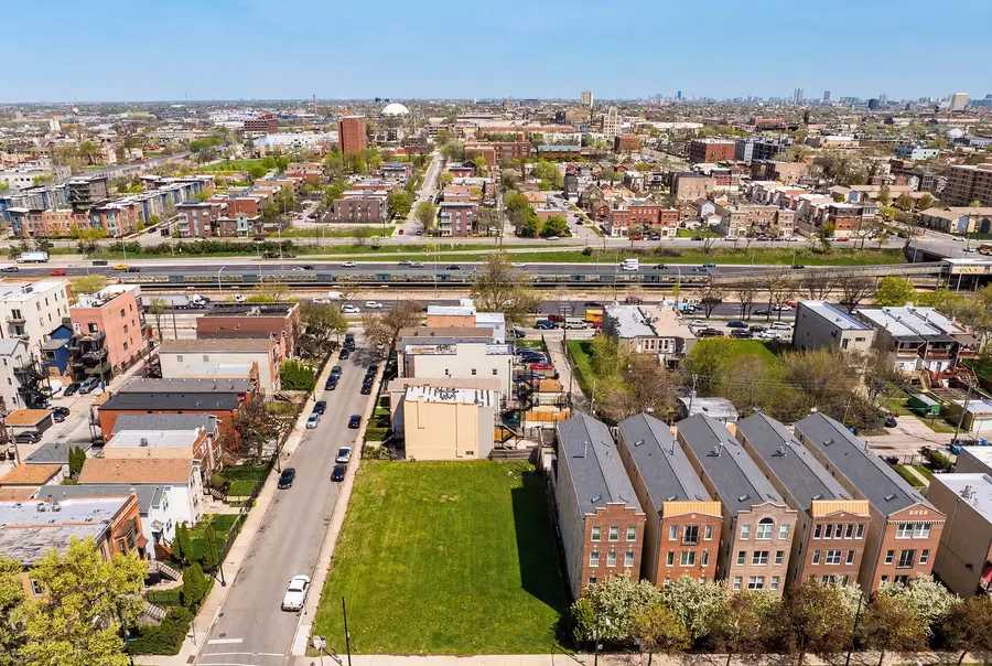 2452 W Harrison Street, Chicago, IL 60612 - #2