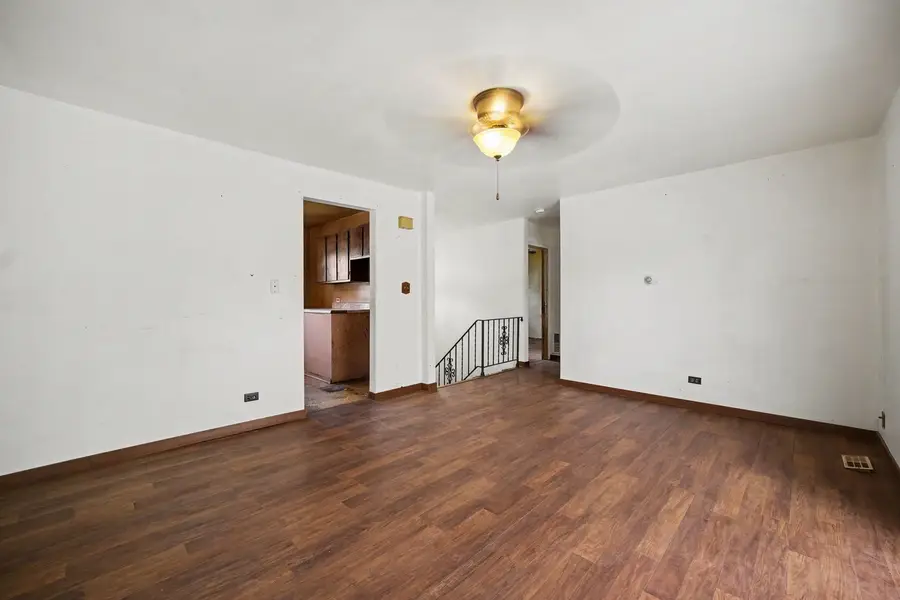 528 E Stimmel Street, West Chicago, IL 60185 - #3