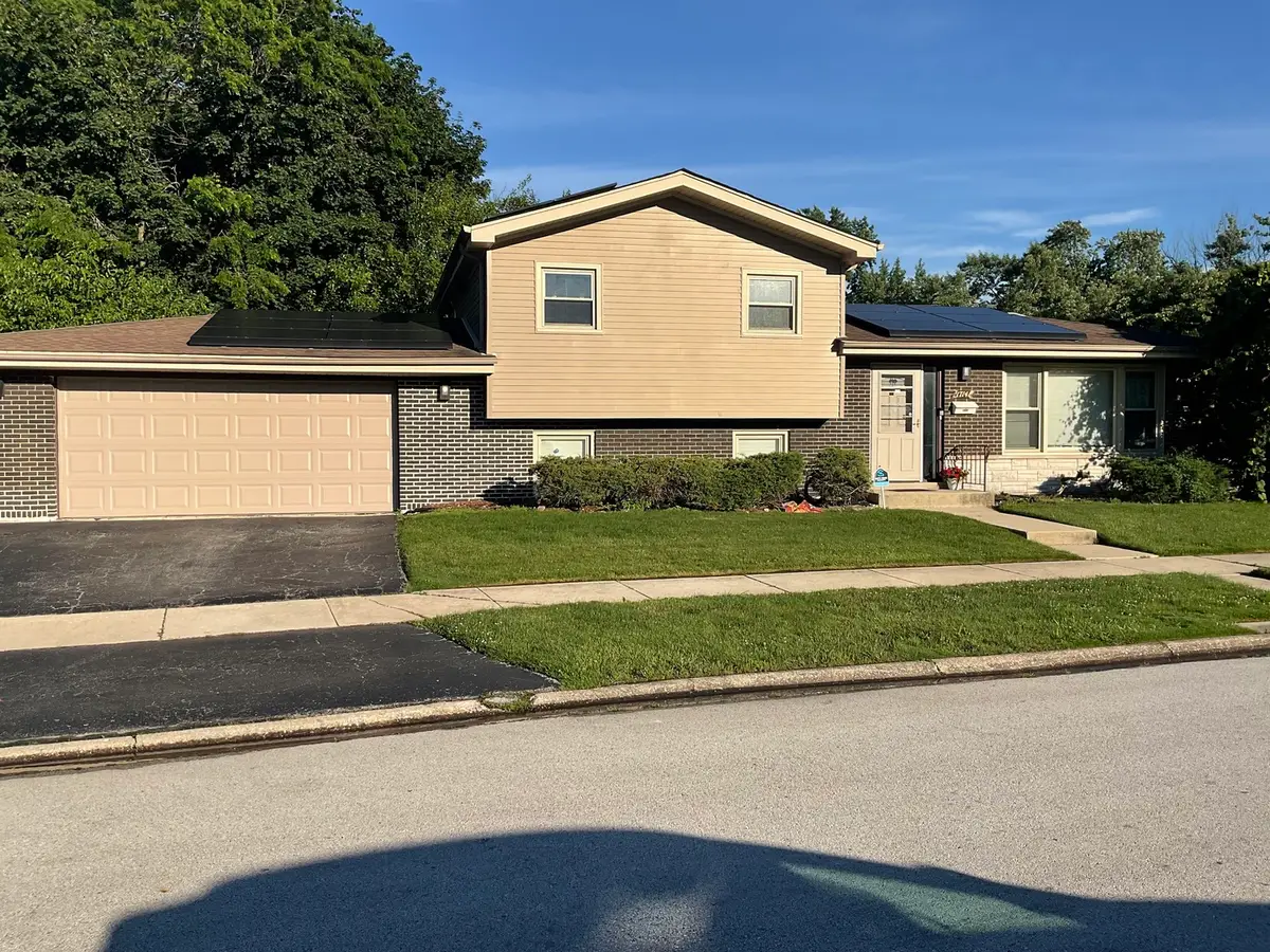 17141 Maryland Avenue S, South Holland, IL 60473 - #1