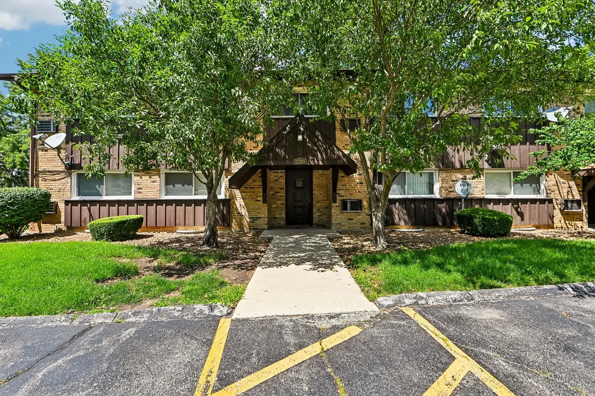 2220 Arbor Circle #25, Downers Grove, IL 60515 - #1