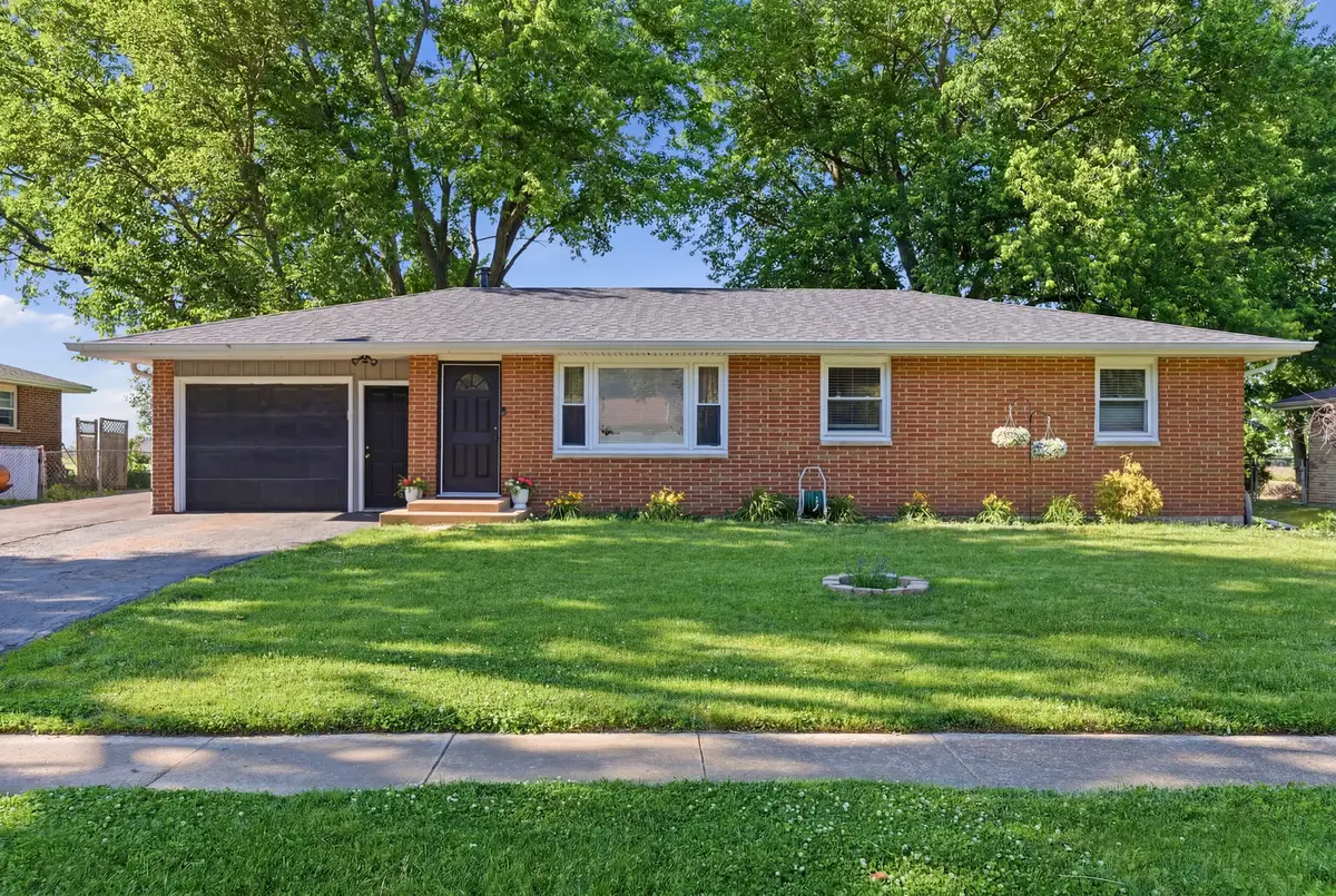 120 Terry Drive, Sugar Grove, IL 60554 - #1