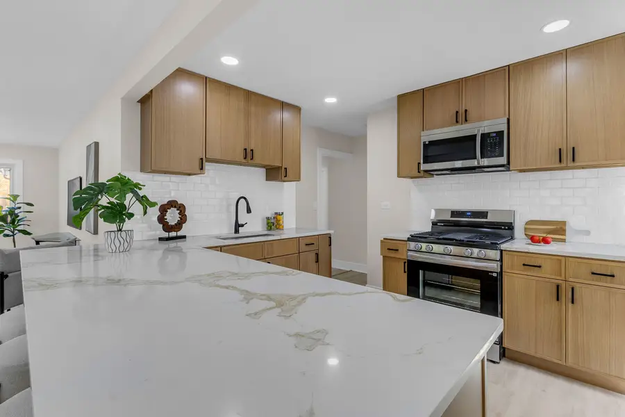1909 Central Road, Glenview, IL 60025 - #3
