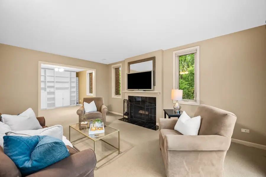 2320 Central Street #401, Evanston, IL 60201 - #3