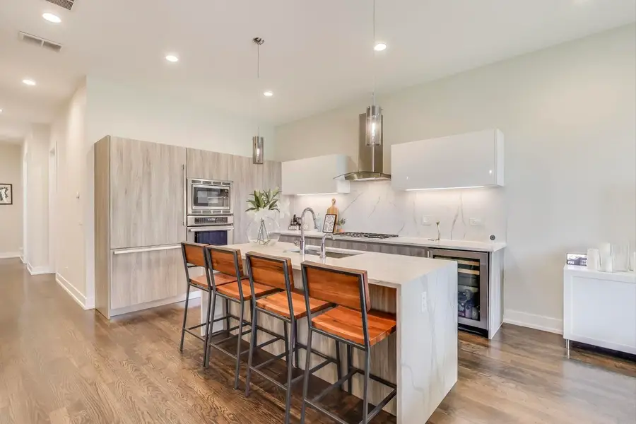 5236 N Kenmore Avenue #3N, Chicago, IL 60640 - #2