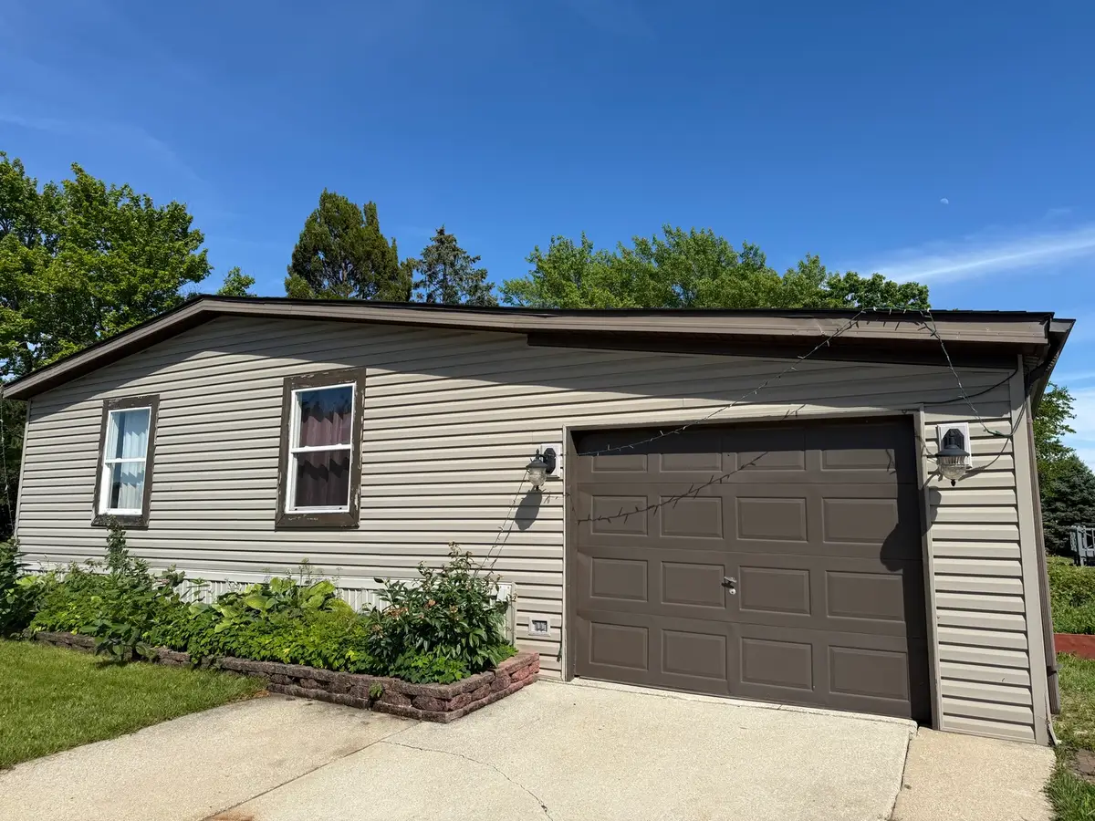 462 Huntsbridge Road, Matteson, IL 60443 - #1