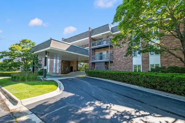 3913 Saratoga Avenue #G-204, Downers Grove, IL 60515