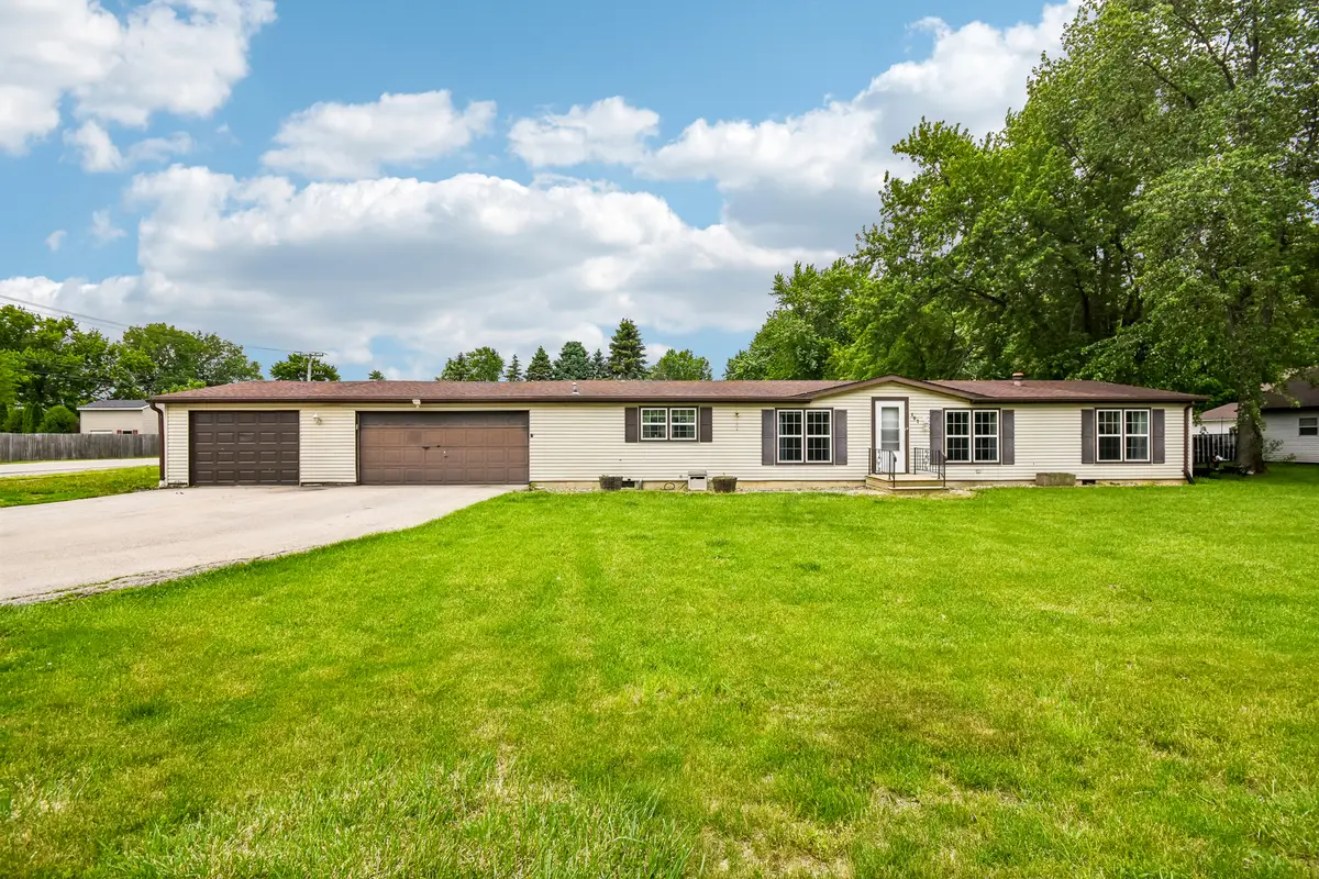 197 E Cermak Road, Braidwood, IL 60408 - #1