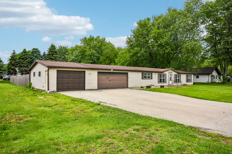 197 E Cermak Road, Braidwood, IL 60408 - #2