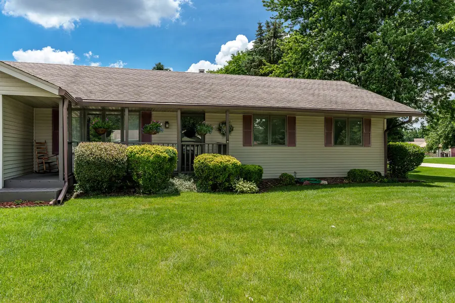 7431 Farview Drive, Cherry Valley, IL 61016 - #3