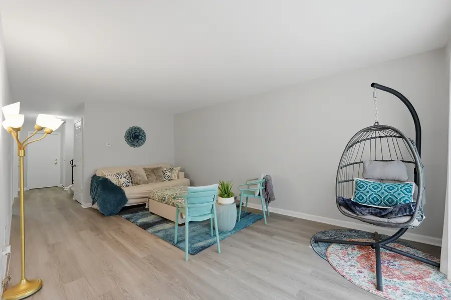 731 Shoreline Circle #731, Schaumburg, IL 60194 - #2