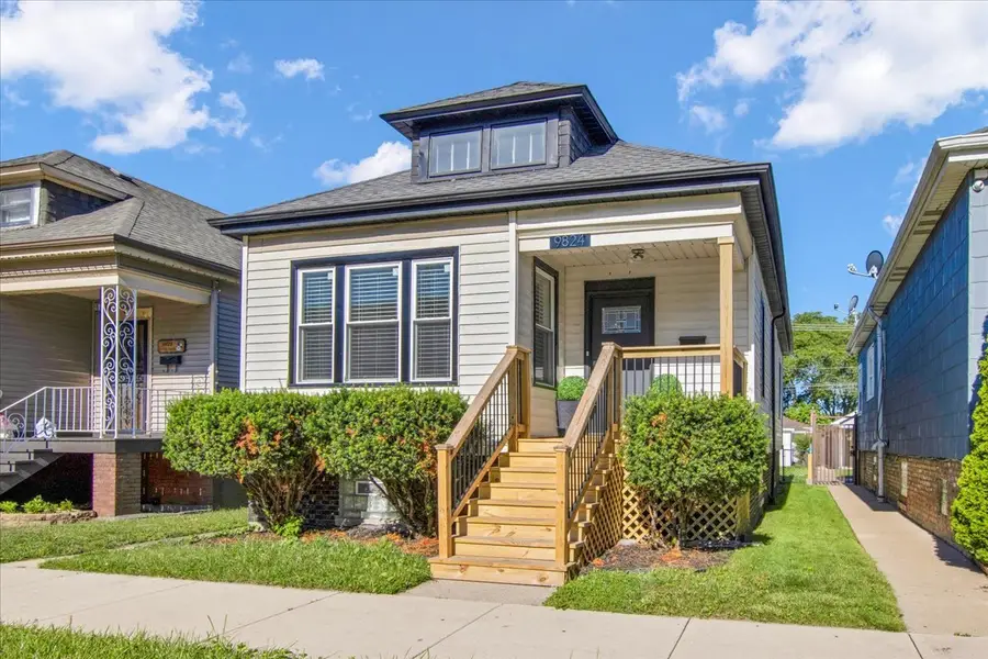 9824 S Escanaba Avenue, Chicago, IL 60617 - #3