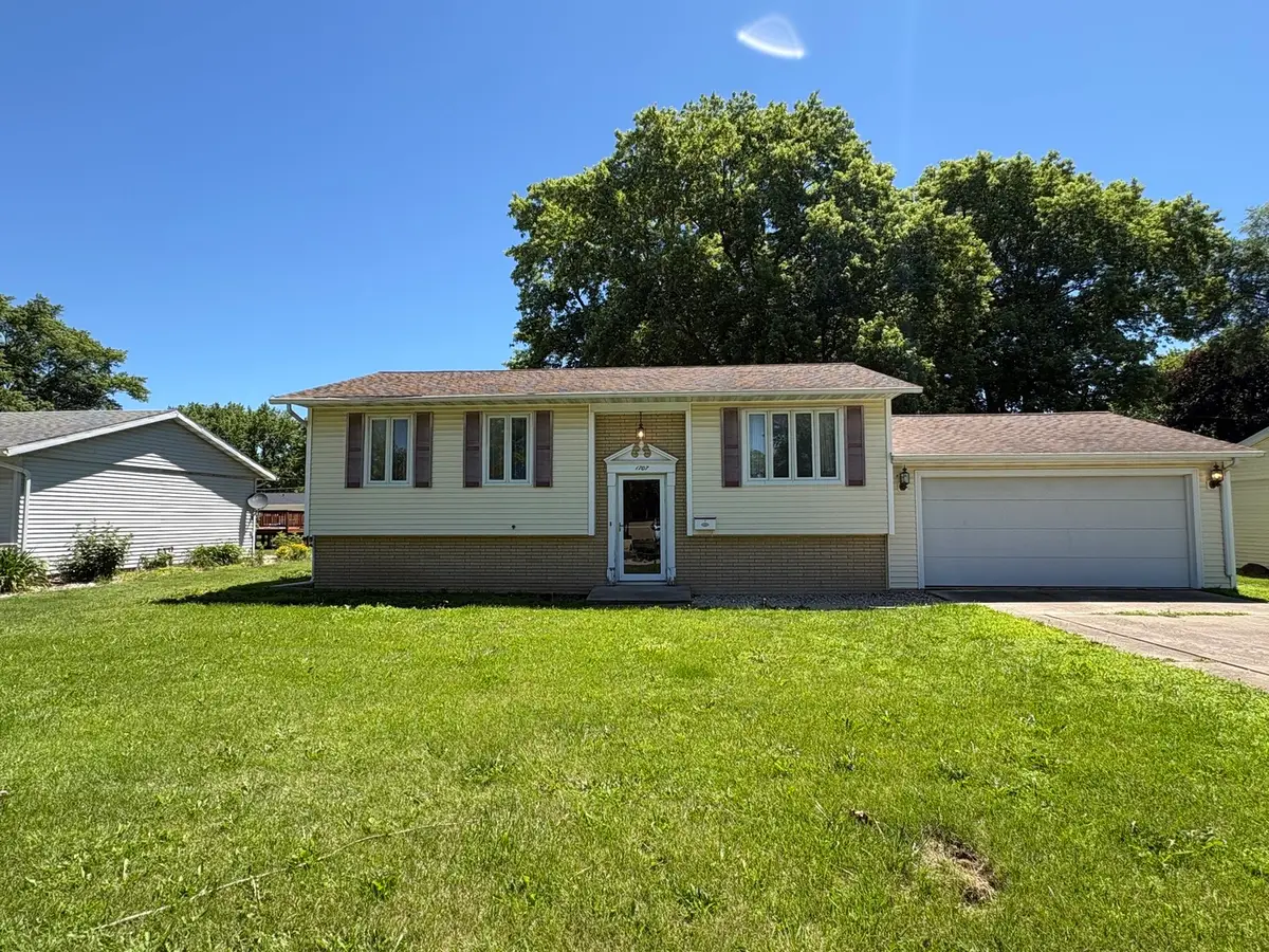 1707 Wright Street, Streator, IL 61364 - #1