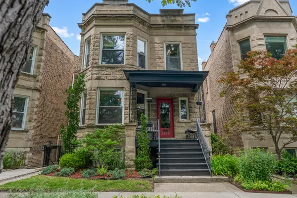 2230 W Leland Avenue, Chicago, IL 60625