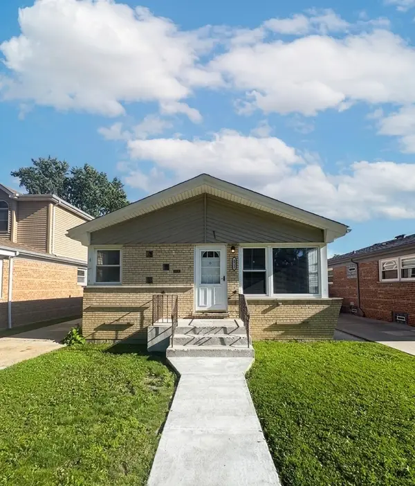 4329 W 77th Place, Chicago, IL 60652