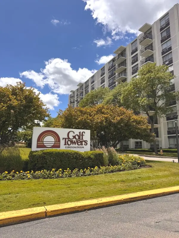 9009 Golf Road #2G, Des Plaines, IL 60016